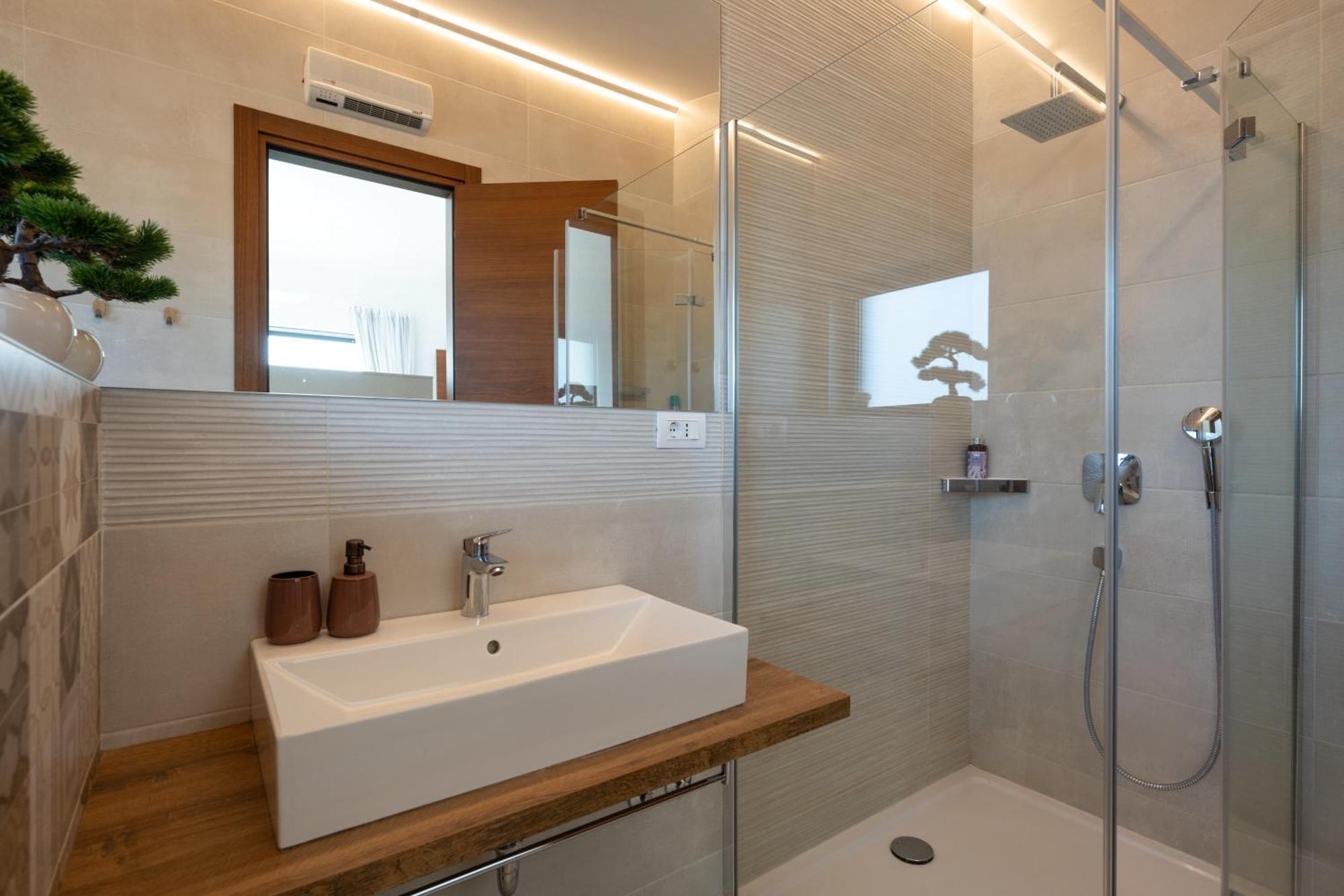 Martincic Residence - 5 Stars Luxury With Pool Heating On 4000M2 Rakalj Ngoại thất bức ảnh