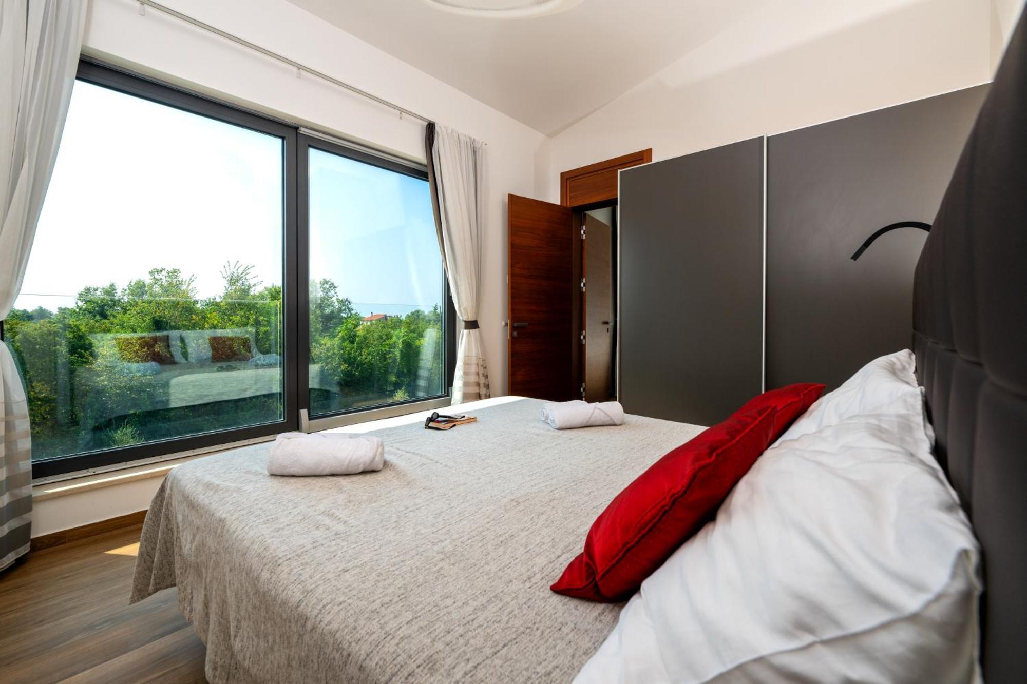 Martincic Residence - 5 Stars Luxury With Pool Heating On 4000M2 Rakalj Ngoại thất bức ảnh