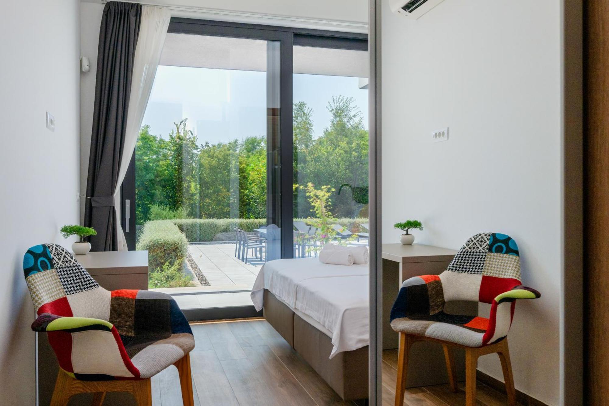Martincic Residence - 5 Stars Luxury With Pool Heating On 4000M2 Rakalj Ngoại thất bức ảnh