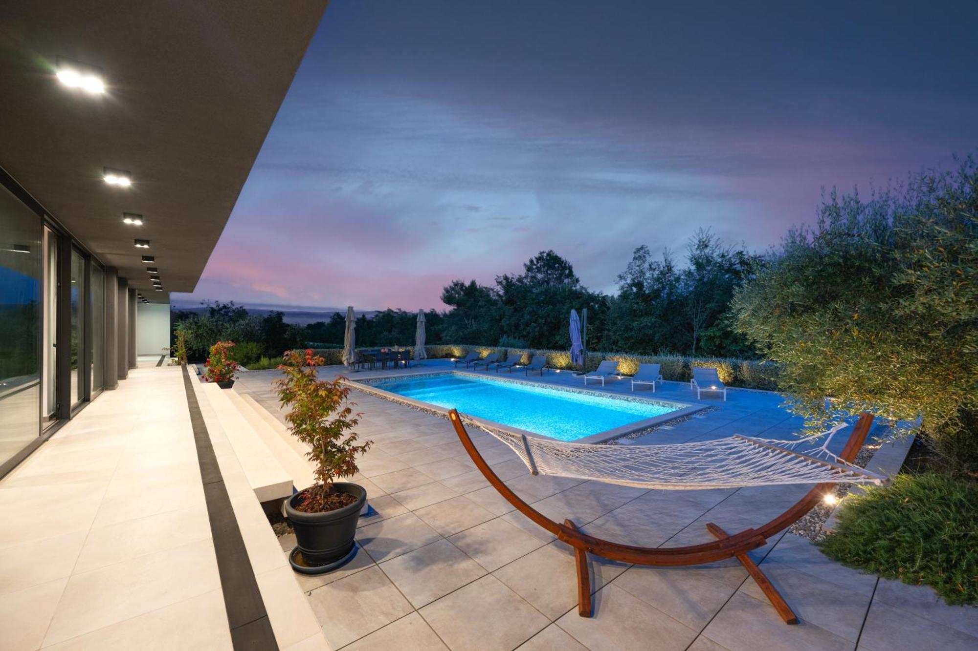 Martincic Residence - 5 Stars Luxury With Pool Heating On 4000M2 Rakalj Ngoại thất bức ảnh